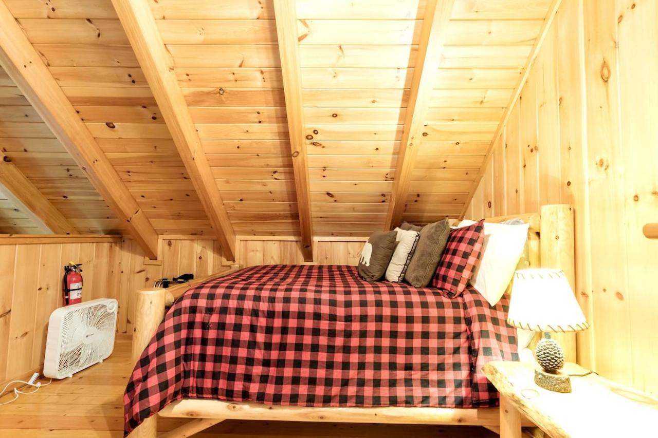 Smoky Mtn Hideaway - Cabin W/ Hot Tub & Pool Table Villa Sevierville Eksteriør bilde