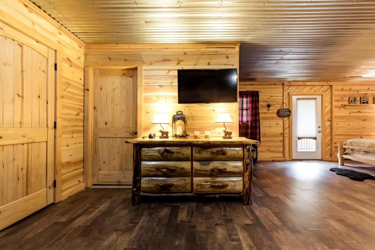 Smoky Mtn Hideaway - Cabin W/ Hot Tub & Pool Table Villa Sevierville Eksteriør bilde