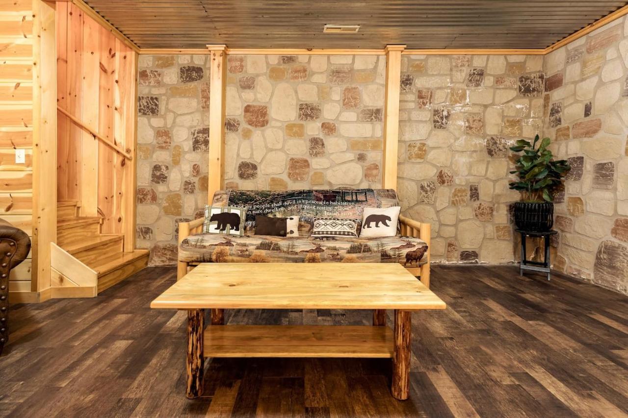 Smoky Mtn Hideaway - Cabin W/ Hot Tub & Pool Table Villa Sevierville Eksteriør bilde