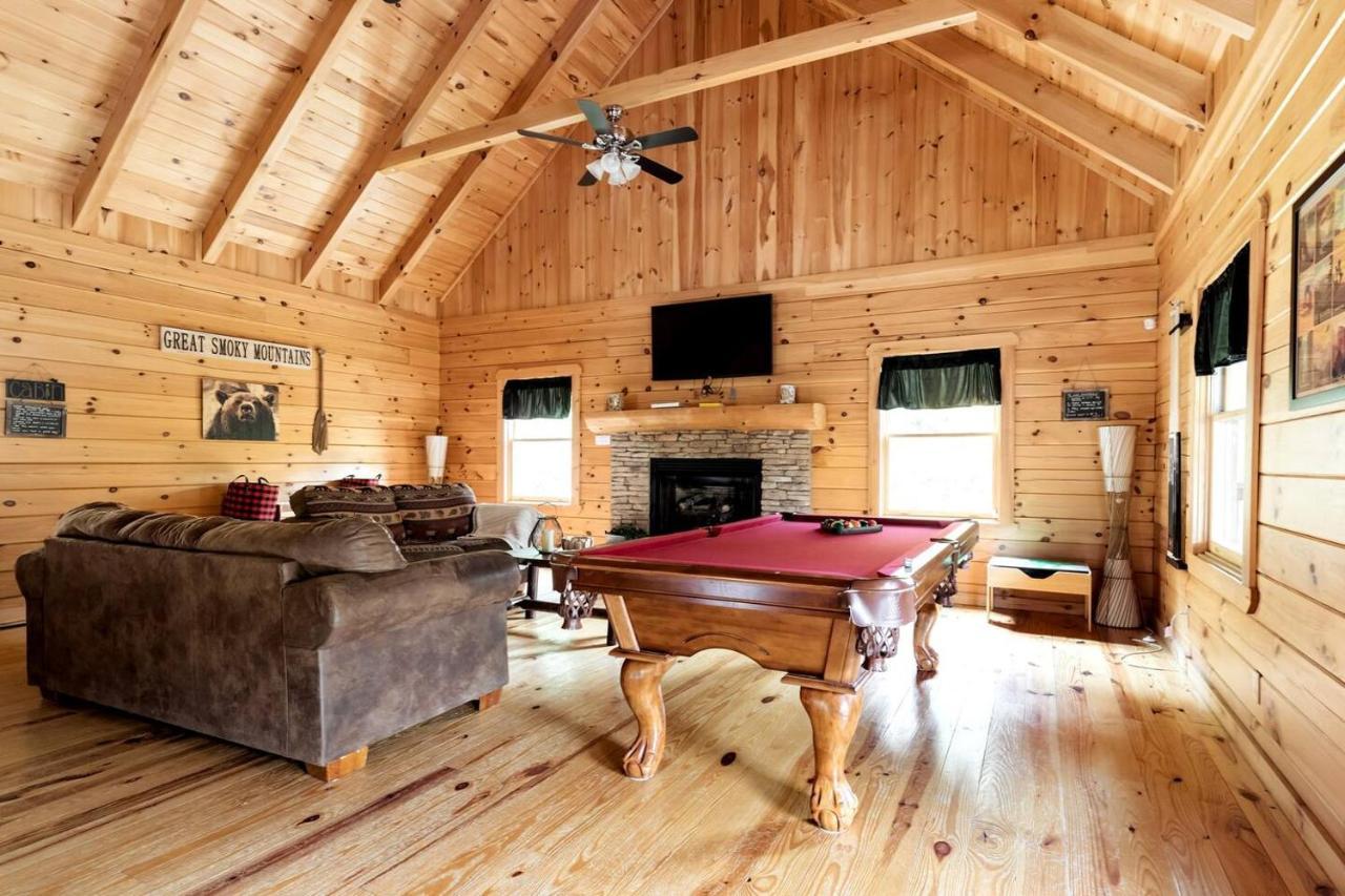 Smoky Mtn Hideaway - Cabin W/ Hot Tub & Pool Table Villa Sevierville Eksteriør bilde